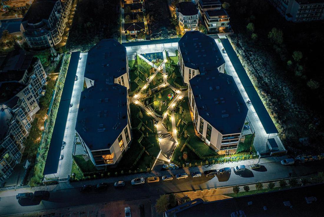 Atlantis Atmosphere Apartment Бургас Екстериор снимка