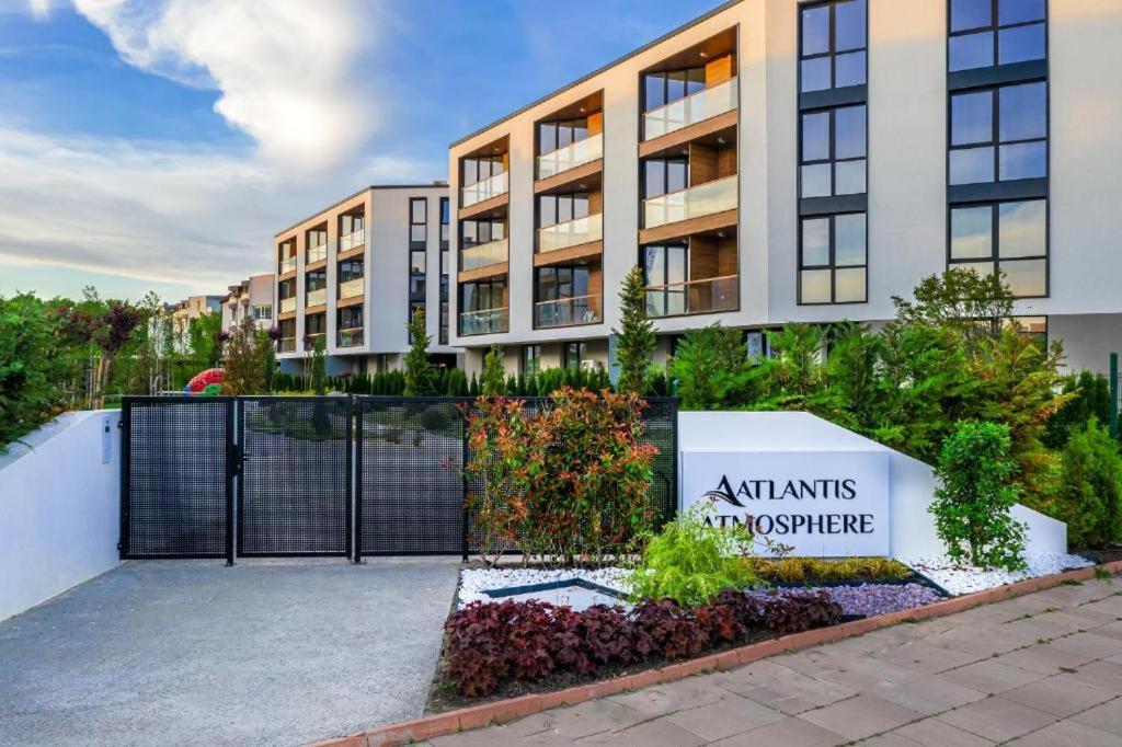Atlantis Atmosphere Apartment Бургас Екстериор снимка